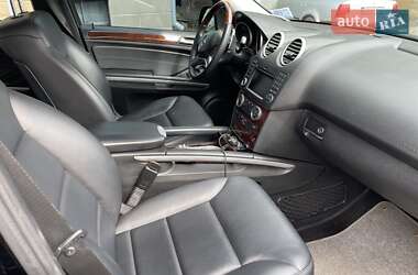 Внедорожник / Кроссовер Mercedes-Benz M-Class 2010 в 