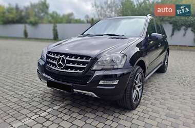 Внедорожник / Кроссовер Mercedes-Benz M-Class 2011 в Ивано-Франковске