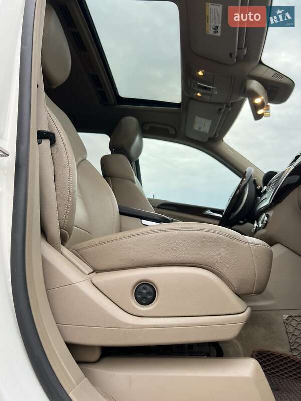Внедорожник / Кроссовер Mercedes-Benz M-Class 2012 в Рокитном фото 27 Внедорожник / Кроссовер Mercedes-Benz M-Class 2012 в Рокитном