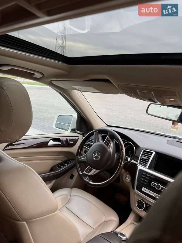 Внедорожник / Кроссовер Mercedes-Benz M-Class 2012 в Рокитном фото 30 Внедорожник / Кроссовер Mercedes-Benz M-Class 2012 в Рокитном