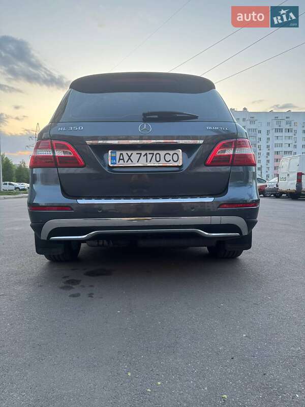 Внедорожник / Кроссовер Mercedes-Benz M-Class 2012 в Харькове