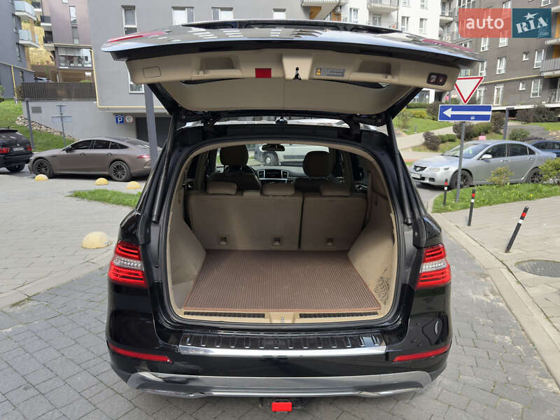 Позашляховик / Кросовер Mercedes-Benz M-Class 2014 в Львові фото 27 Позашляховик / Кросовер Mercedes-Benz M-Class 2014 в Львові