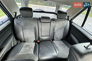 Позашляховик / Кросовер Mercedes-Benz M-Class 2010 в 