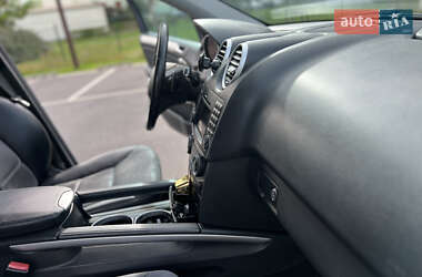 Позашляховик / Кросовер Mercedes-Benz M-Class 2010 в 