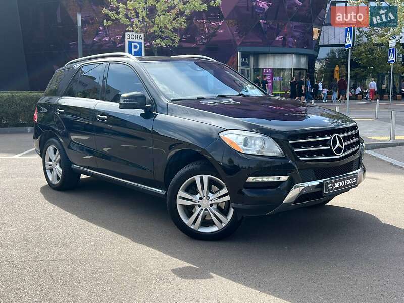 Внедорожник / Кроссовер Mercedes-Benz M-Class 2014 в 