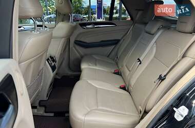 Внедорожник / Кроссовер Mercedes-Benz M-Class 2014 в 
