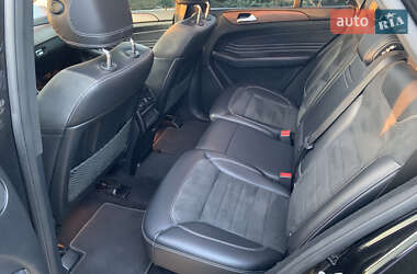 Позашляховик / Кросовер Mercedes-Benz M-Class 2012 в 