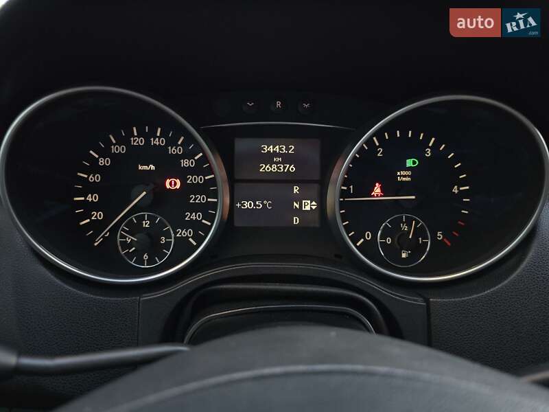 Позашляховик / Кросовер Mercedes-Benz M-Class 2010 в Первомайську