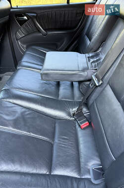 Позашляховик / Кросовер Mercedes-Benz M-Class 2004 в 