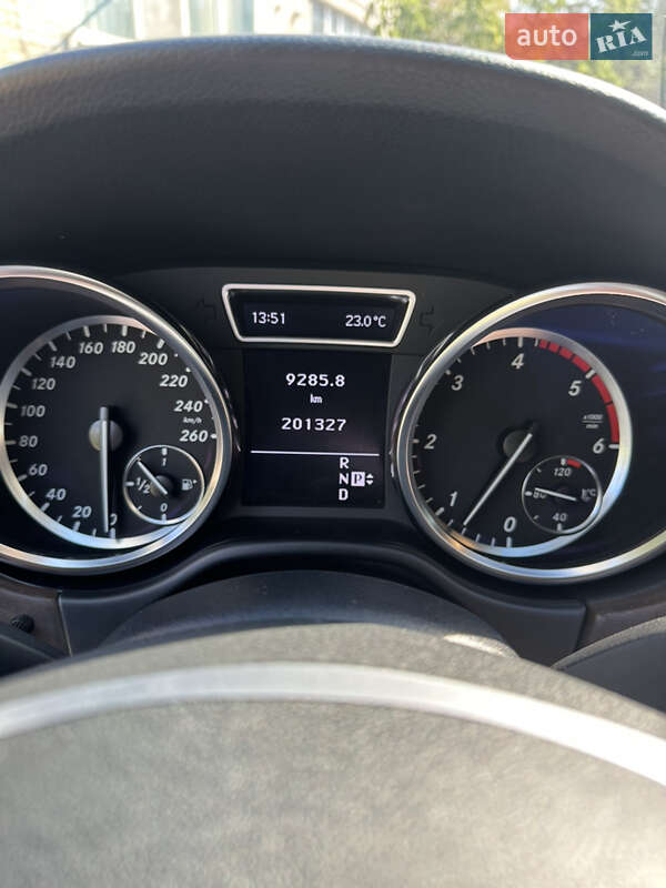 Внедорожник / Кроссовер Mercedes-Benz M-Class 2012 в Змиеве фото 8 Внедорожник / Кроссовер Mercedes-Benz M-Class 2012 в Змиеве