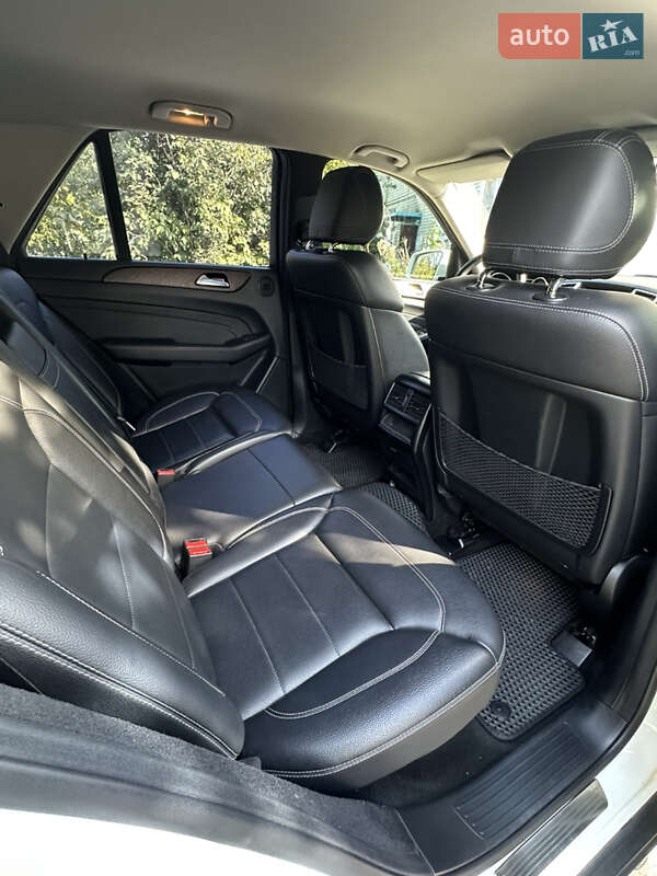 Внедорожник / Кроссовер Mercedes-Benz M-Class 2012 в Змиеве фото 11 Внедорожник / Кроссовер Mercedes-Benz M-Class 2012 в Змиеве