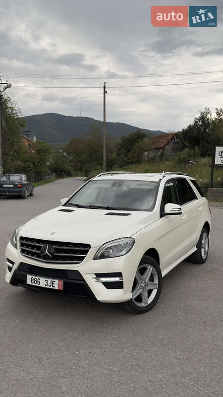 Внедорожник / Кроссовер Mercedes-Benz M-Class 2012 в Хусте