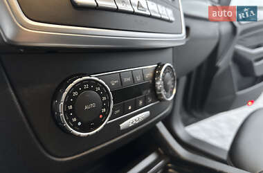 Внедорожник / Кроссовер Mercedes-Benz M-Class 2012 в 