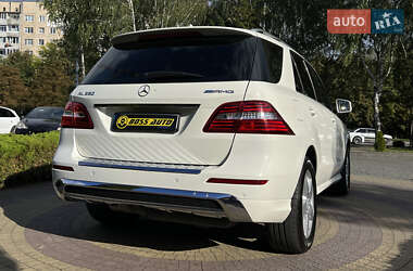 Внедорожник / Кроссовер Mercedes-Benz M-Class 2013 в 