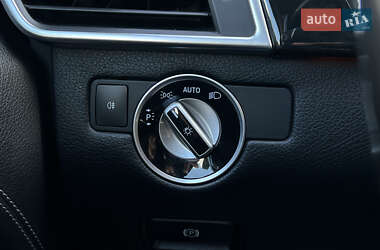 Внедорожник / Кроссовер Mercedes-Benz M-Class 2013 в 