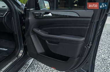 Внедорожник / Кроссовер Mercedes-Benz M-Class 2013 в 