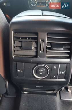Позашляховик / Кросовер Mercedes-Benz M-Class 2013 в 