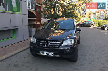 Внедорожник / Кроссовер Mercedes-Benz M-Class 2006 в Ирпене