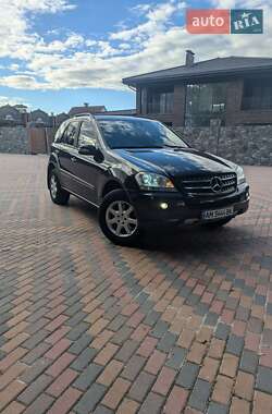 Внедорожник / Кроссовер Mercedes-Benz M-Class 2006 в Звягеле