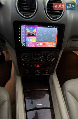 Внедорожник / Кроссовер Mercedes-Benz M-Class 2005 в 