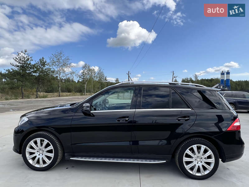 Позашляховик / Кросовер Mercedes-Benz M-Class 2013 в Камені-Каширському