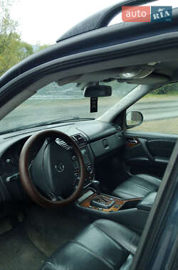 Позашляховик / Кросовер Mercedes-Benz M-Class 2003 в 