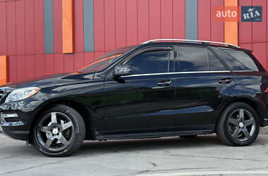 Внедорожник / Кроссовер Mercedes-Benz M-Class 2013 в 