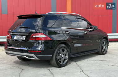 Внедорожник / Кроссовер Mercedes-Benz M-Class 2013 в 