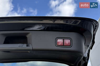 Внедорожник / Кроссовер Mercedes-Benz M-Class 2013 в 
