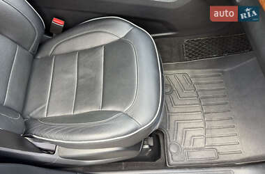 Внедорожник / Кроссовер Mercedes-Benz M-Class 2013 в 