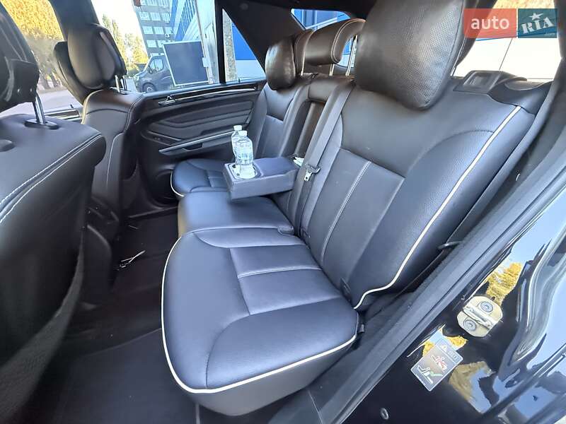 Позашляховик / Кросовер Mercedes-Benz M-Class 2011 в Києві