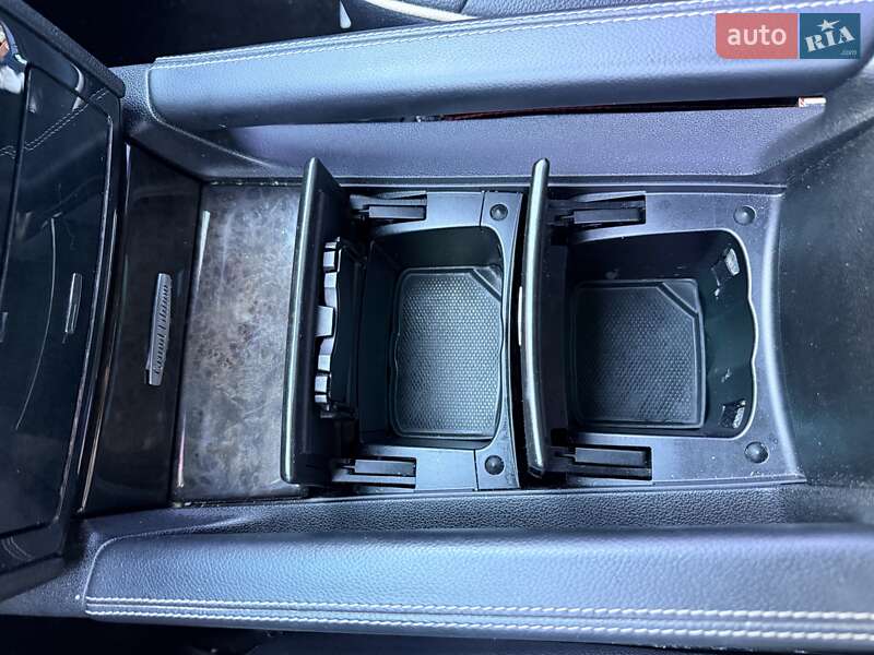 Позашляховик / Кросовер Mercedes-Benz M-Class 2011 в Києві