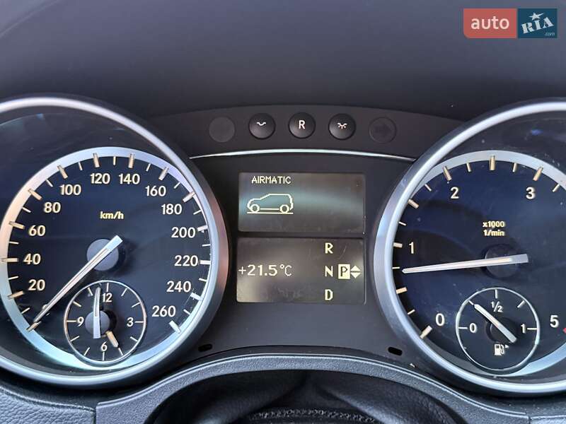 Позашляховик / Кросовер Mercedes-Benz M-Class 2011 в Києві