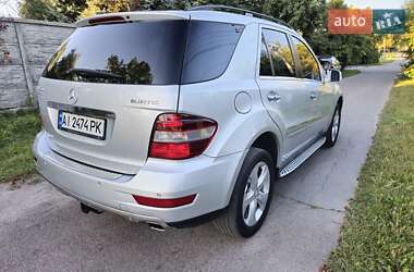 Внедорожник / Кроссовер Mercedes-Benz M-Class 2011 в 