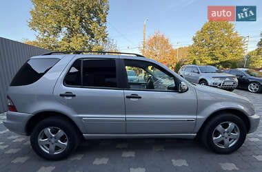Внедорожник / Кроссовер Mercedes-Benz M-Class 2001 в 
