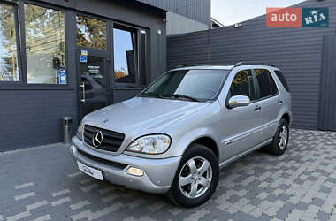 Внедорожник / Кроссовер Mercedes-Benz M-Class 2001 в 