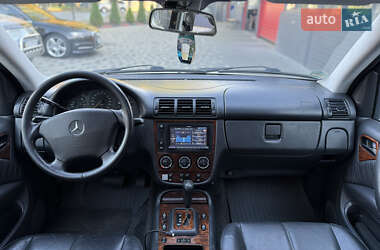 Внедорожник / Кроссовер Mercedes-Benz M-Class 2001 в 