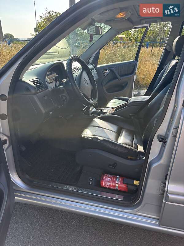 Внедорожник / Кроссовер Mercedes-Benz M-Class 2004 в Гайвороне