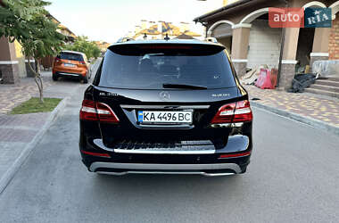 Внедорожник / Кроссовер Mercedes-Benz M-Class 2015 в 