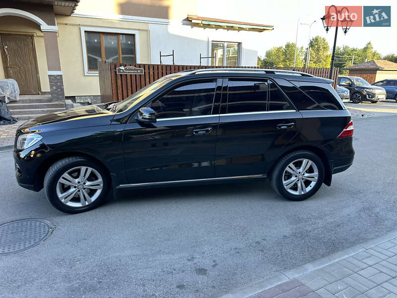 Внедорожник / Кроссовер Mercedes-Benz M-Class 2015 в Броварах