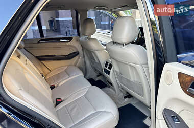 Внедорожник / Кроссовер Mercedes-Benz M-Class 2015 в 