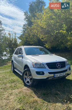 Внедорожник / Кроссовер Mercedes-Benz M-Class 2006 в Киеве