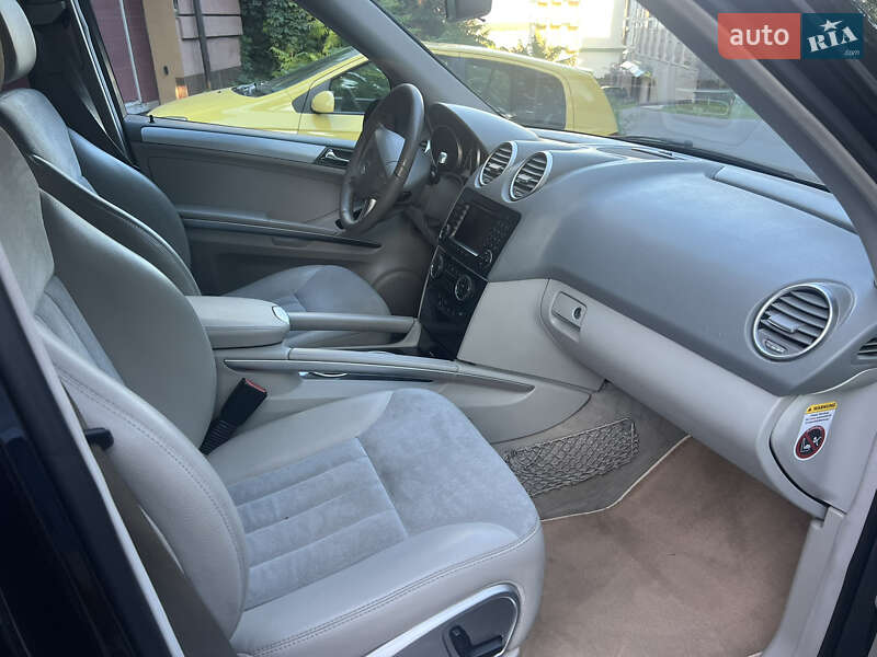 Внедорожник / Кроссовер Mercedes-Benz M-Class 2007 в Киеве