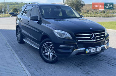Внедорожник / Кроссовер Mercedes-Benz M-Class 2013 в 