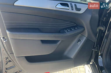 Внедорожник / Кроссовер Mercedes-Benz M-Class 2013 в 