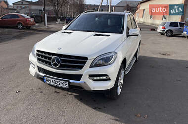 Внедорожник / Кроссовер Mercedes-Benz M-Class 2013 в 