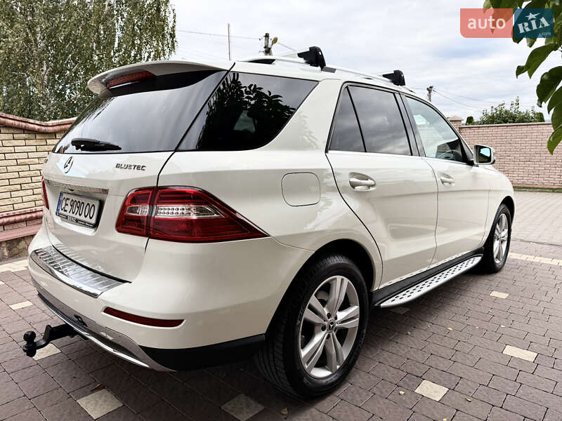 Внедорожник / Кроссовер Mercedes-Benz M-Class 2013 в Черновцах
