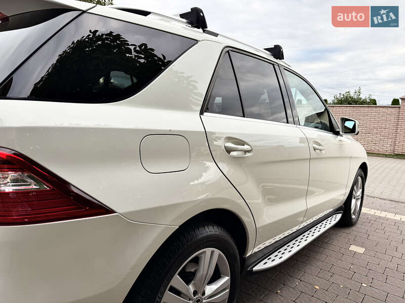 Внедорожник / Кроссовер Mercedes-Benz M-Class 2013 в Черновцах
