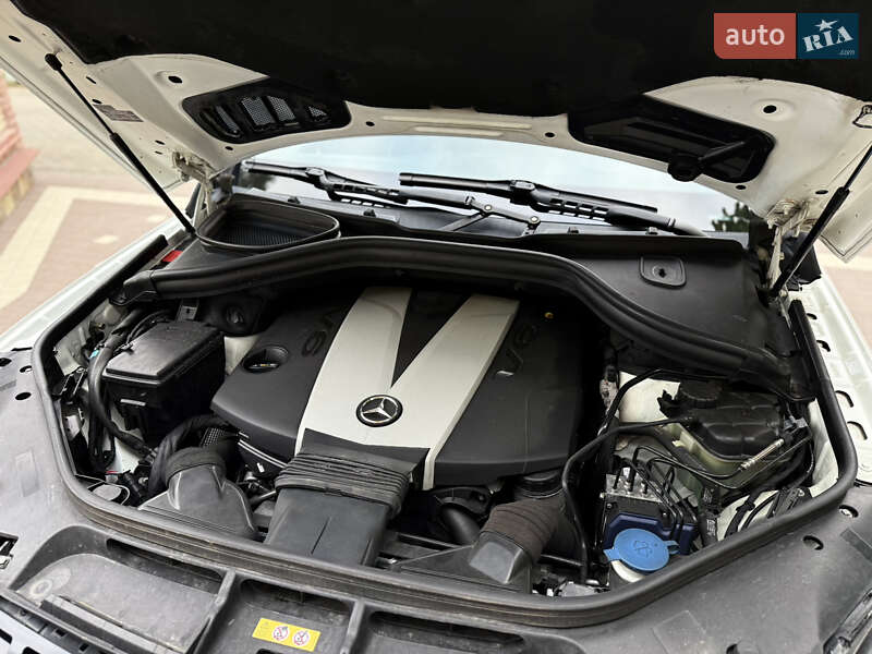 Внедорожник / Кроссовер Mercedes-Benz M-Class 2013 в Черновцах