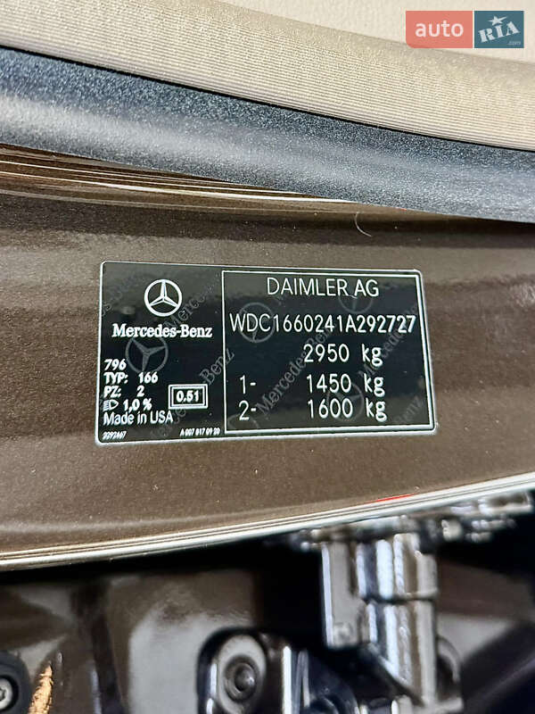 Внедорожник / Кроссовер Mercedes-Benz M-Class 2013 в Киеве